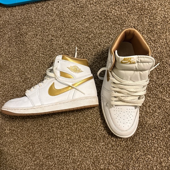 Nike Gold and White High-Top Sneakers - Picture 1 of 5